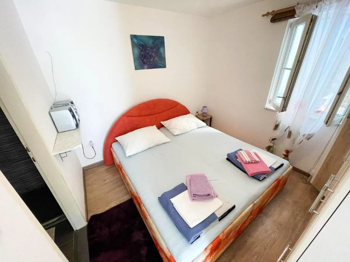 Cozy Seaside Apartment In Jadranovo, 24 Sqm, Ocean View 0*, Jadranovo Croatia