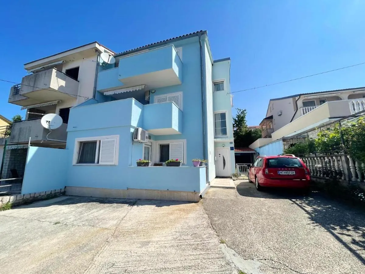 Cozy Seaside Apartment In Jadranovo, 24 Sqm, Ocean View Jadranovo